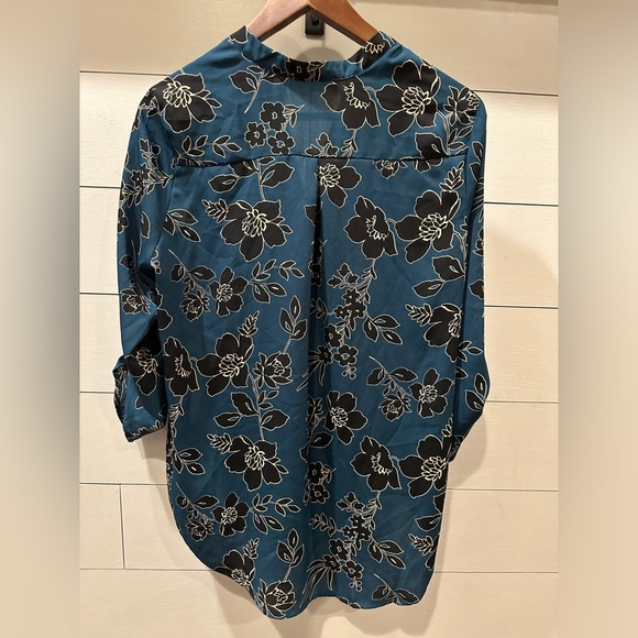 Lush Teal Floral Blouse- Size Medium - Picture 5 of 5